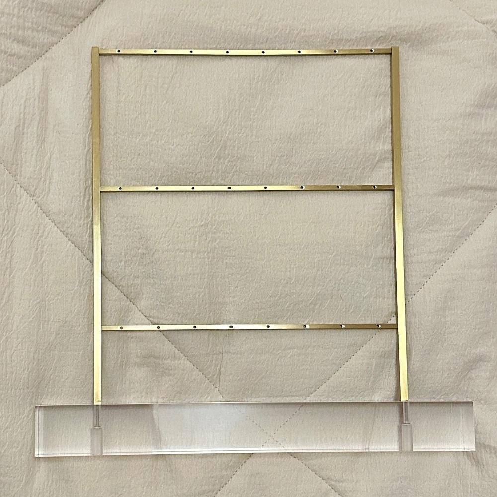 Kendra Scott Earring Ladder Jewelry Stand - acrylic and brass